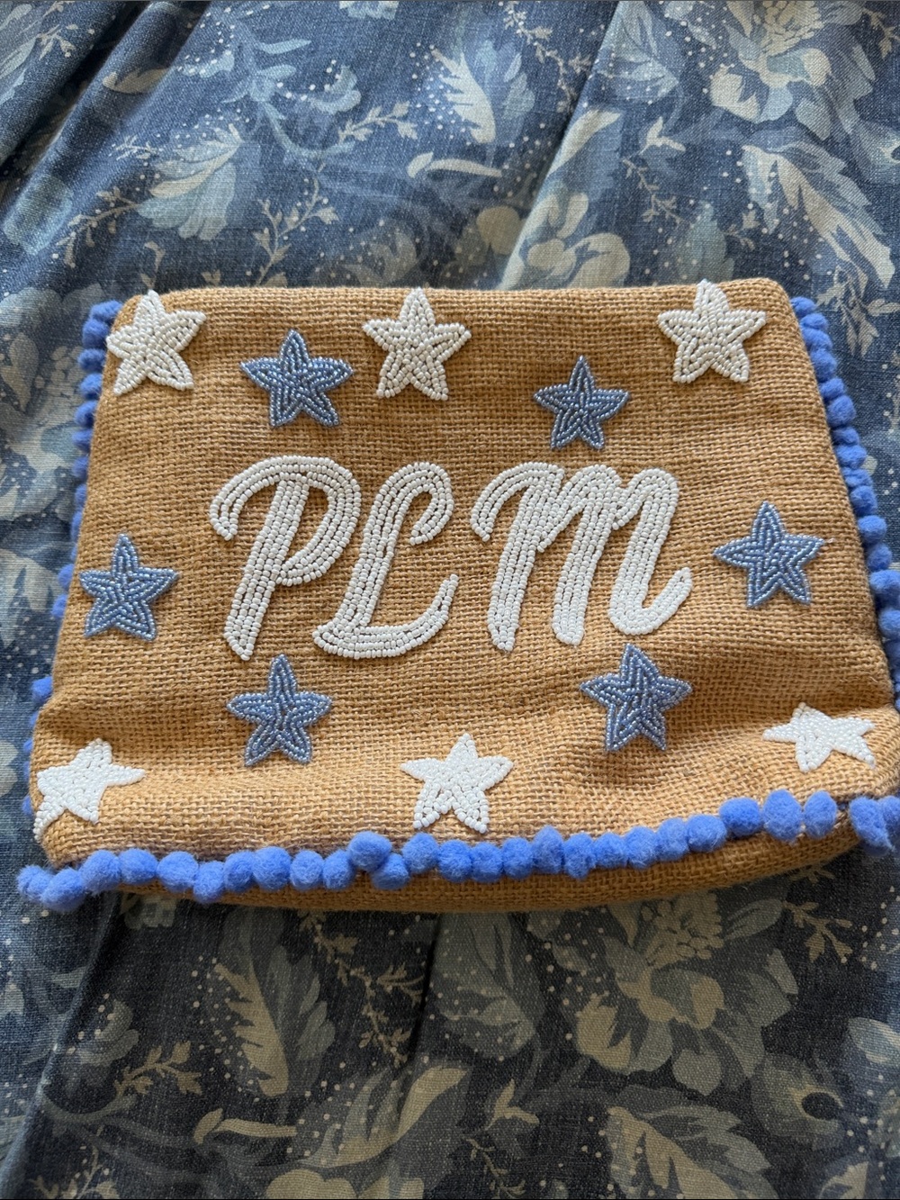 Women’s Star Pom-Pom Knit Clutch - Blue & Tan